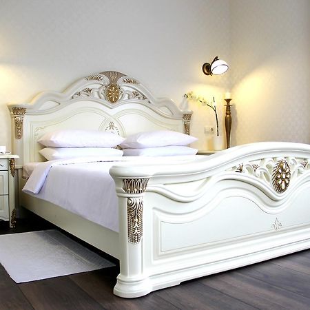 Lebediny Guest House Brest Exterior photo