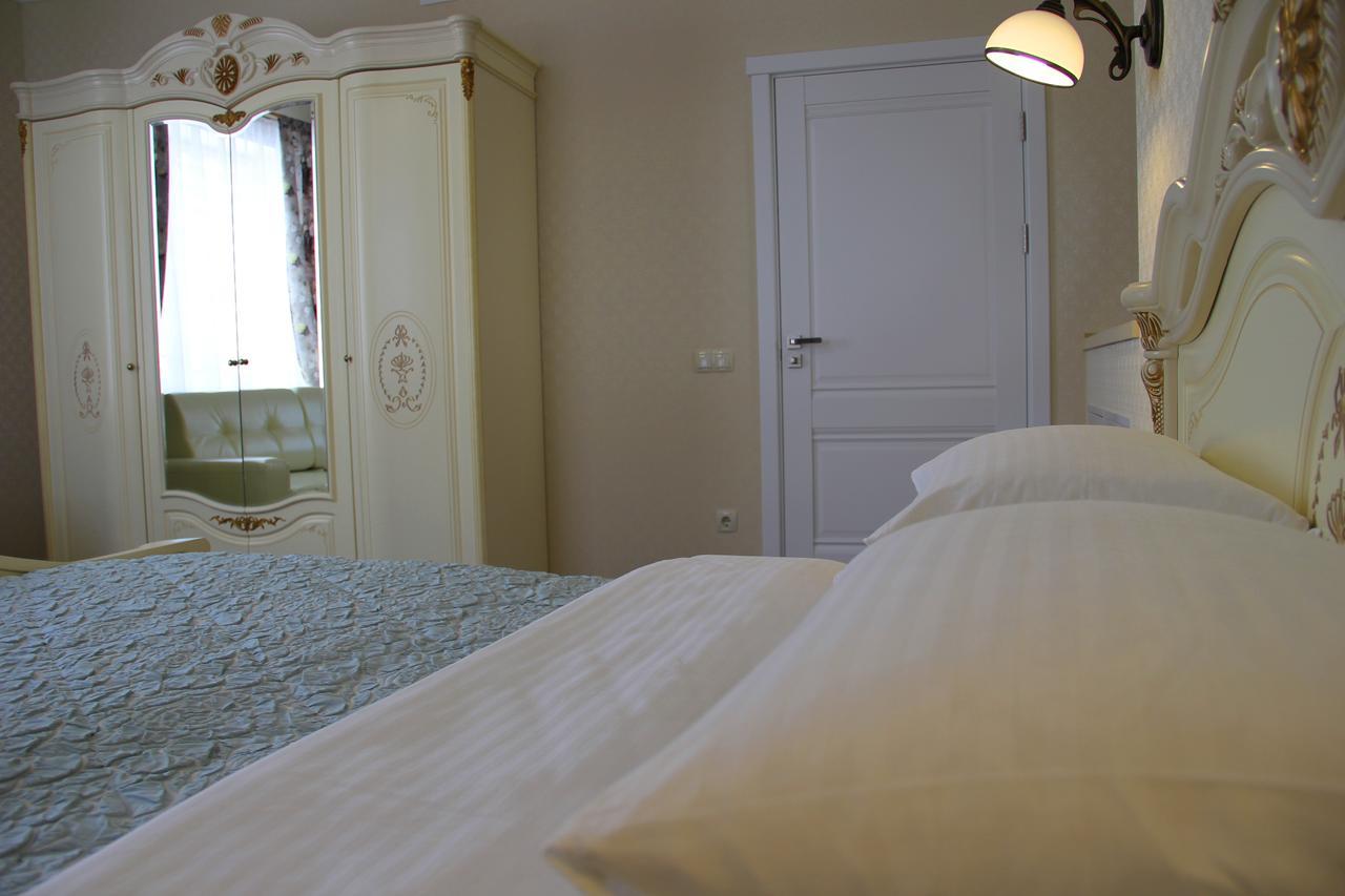 Lebediny Guest House Brest Exterior photo