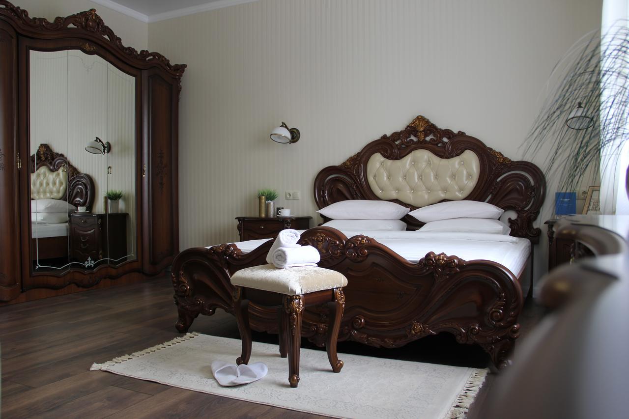 Lebediny Guest House Brest Exterior photo