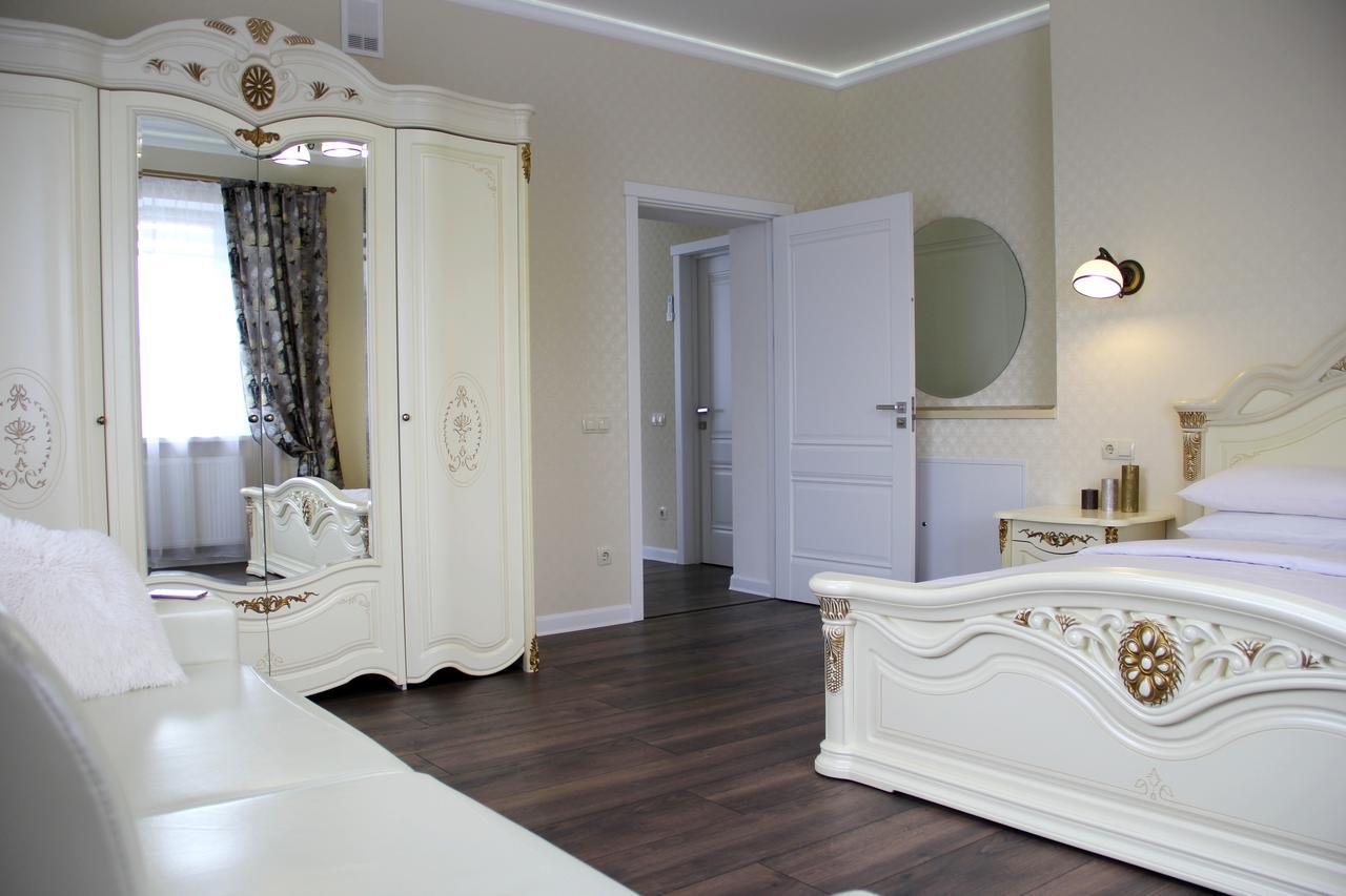 Lebediny Guest House Brest Exterior photo