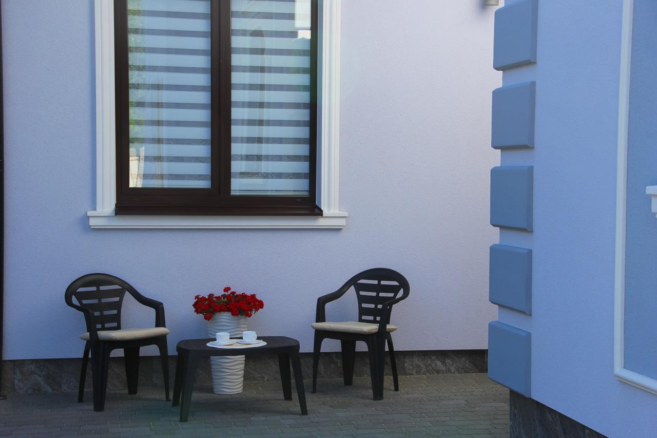 Lebediny Guest House Brest Exterior photo